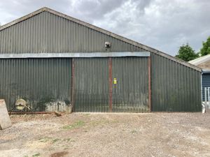 Barn- click for photo gallery